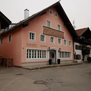 Tillo Apartment